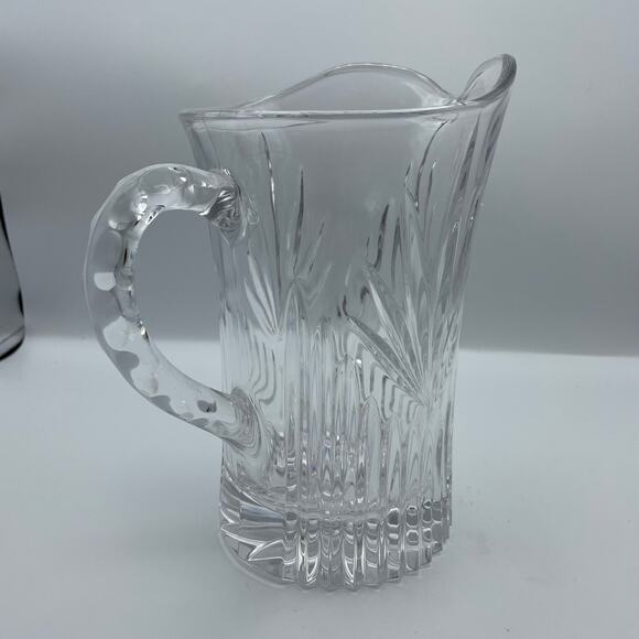 Gorham Crystal King Arthur Discontinued Pattern 7 1/2 Inch Water Pitcher - Picture 3 of 12